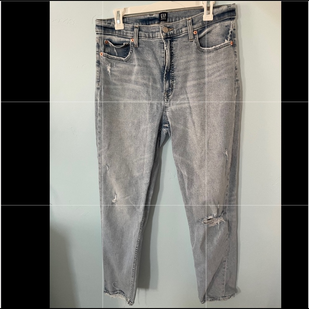 GAP Cigarette Style Light Wash Ripped Jeans